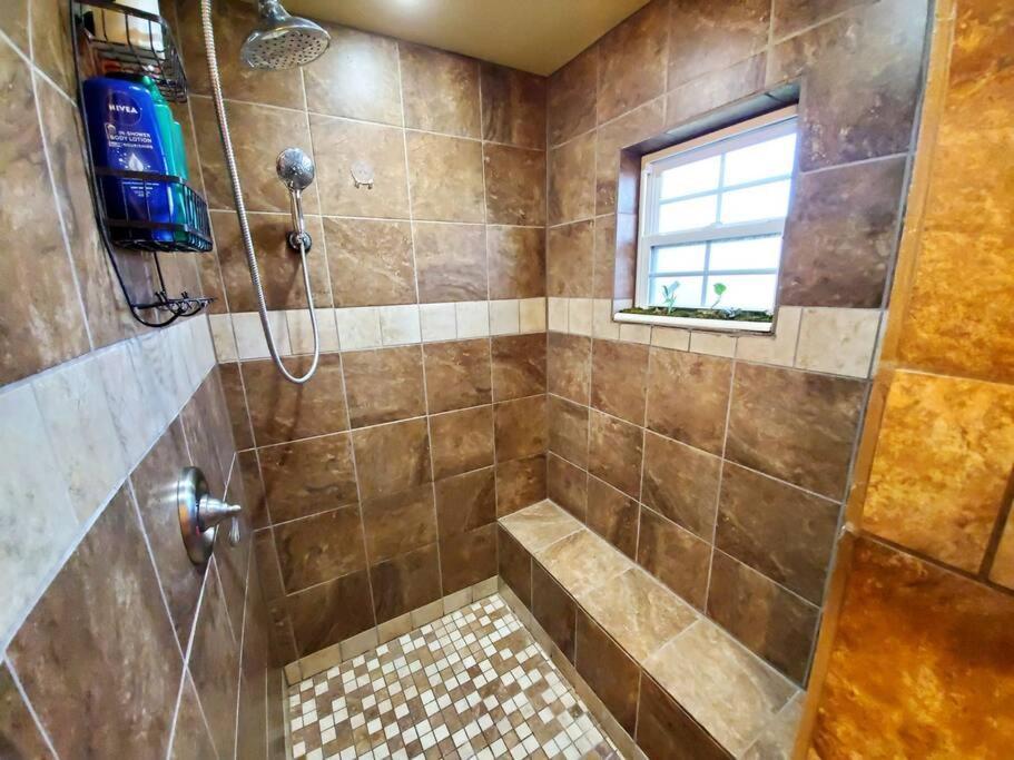 The Greenhouse - 3Bed 2Bath Home In Tahlequah, Ok ภายนอก รูปภาพ